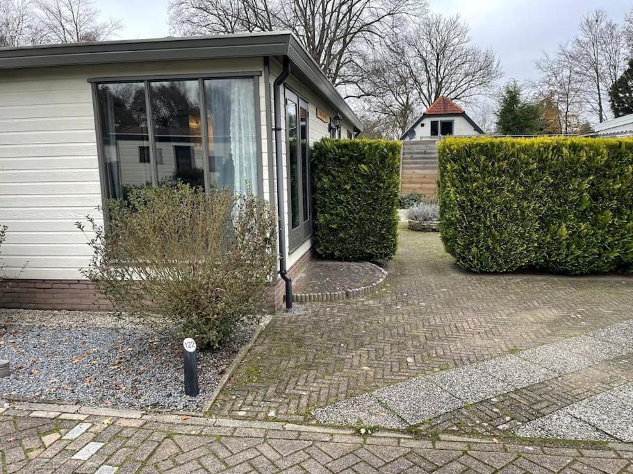 Gezellig Chalet Op De Prachtige Veluwe Putten Ngoại thất bức ảnh